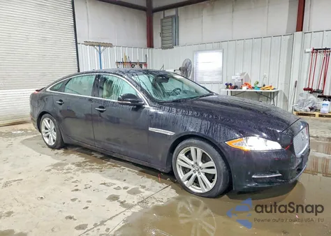 2013 Jaguar Xjl Portfolio z USA, uszkodzony, nr VIN SAJWJ2GD2D8V49395